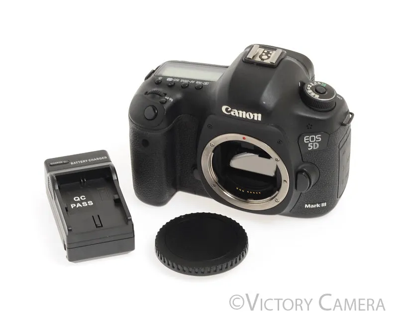 Canon 5D Mark III 22.3MP DSLR Camera Body w/ Charger