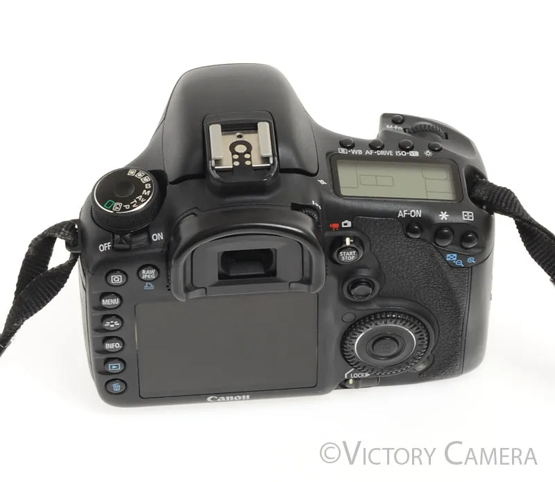 Canon EOS 7D 18MP Digital Camera Body w/ Battery & Charger -Clean-