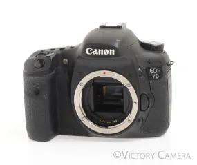 Canon EOS 7D 18MP Digital SLR Body & Charger -Light Wear-