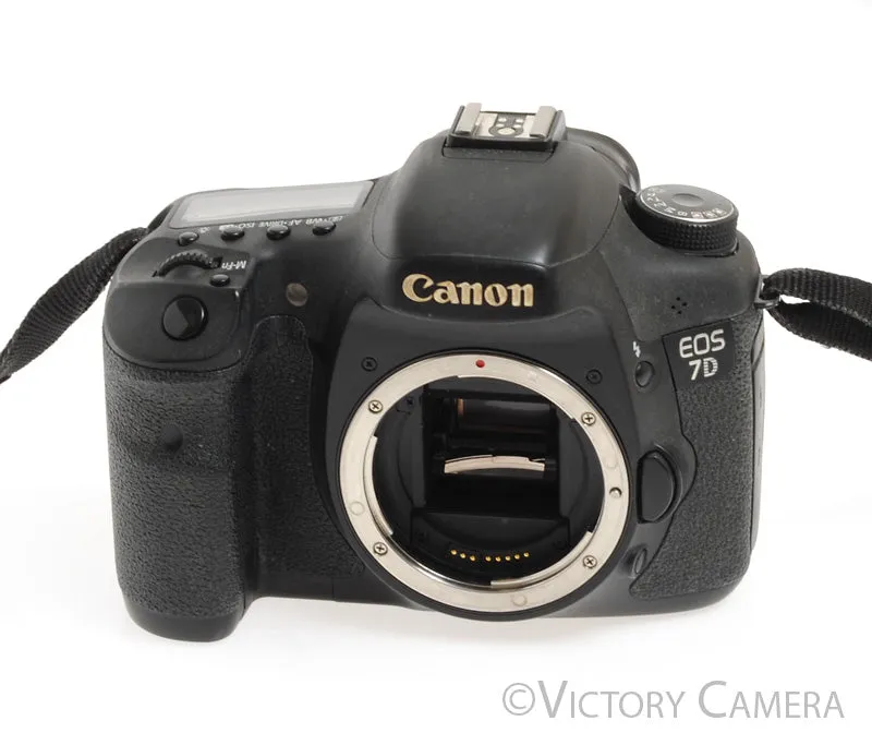 Canon EOS 7D 18MP Digital SLR Camera Body & Charger