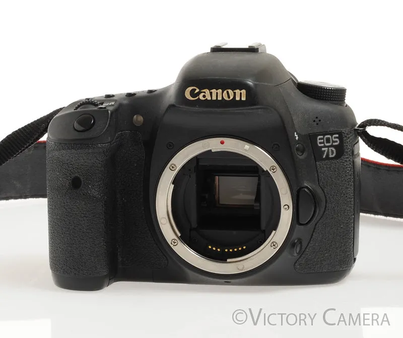 Canon EOS 7D 18MP Digital SLR Camera Body & Charger