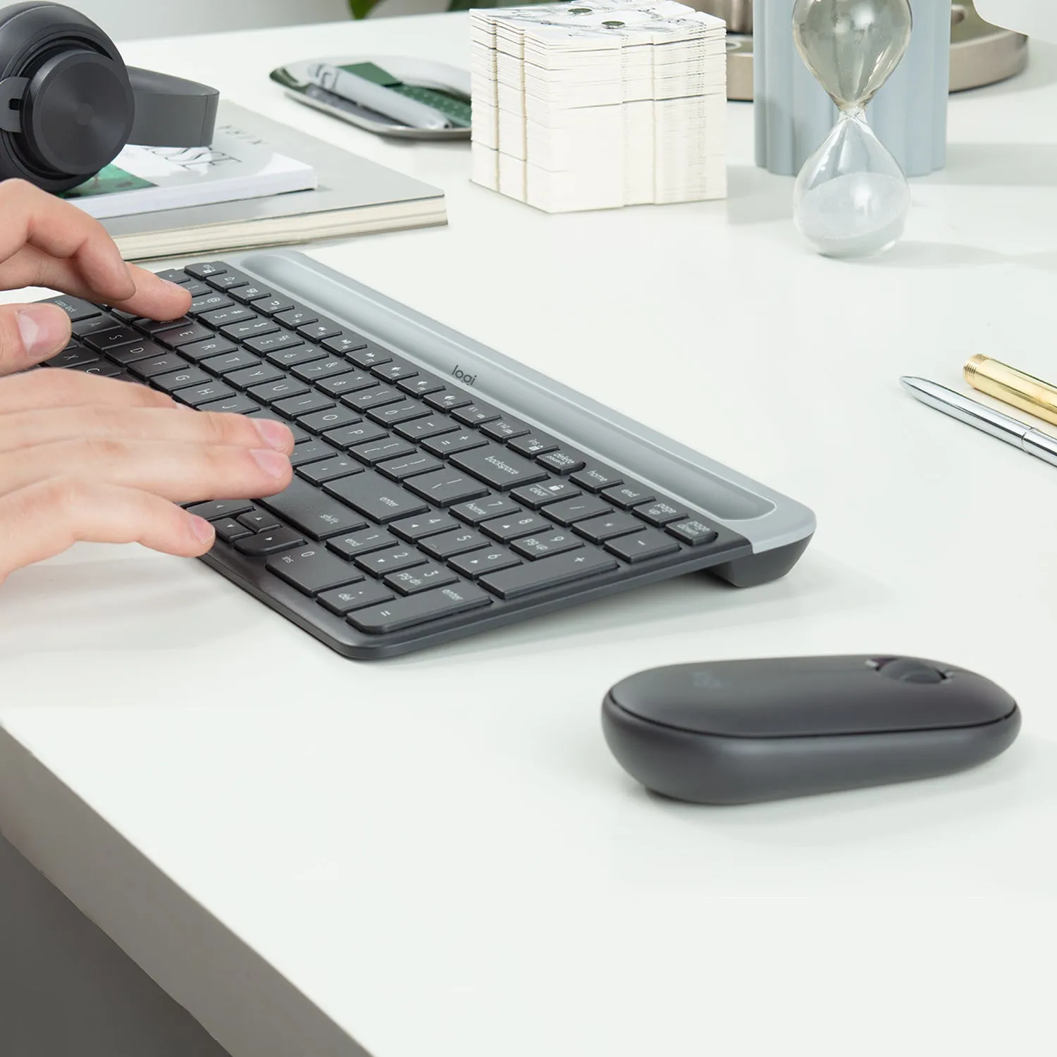 Slim Wireless Keyboard And