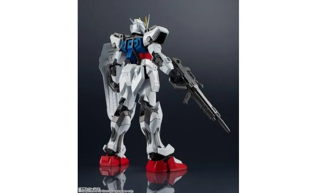 Strike Gundam GUNDAM UNIVERSE Figure - Mobile Suit Gundam SEED