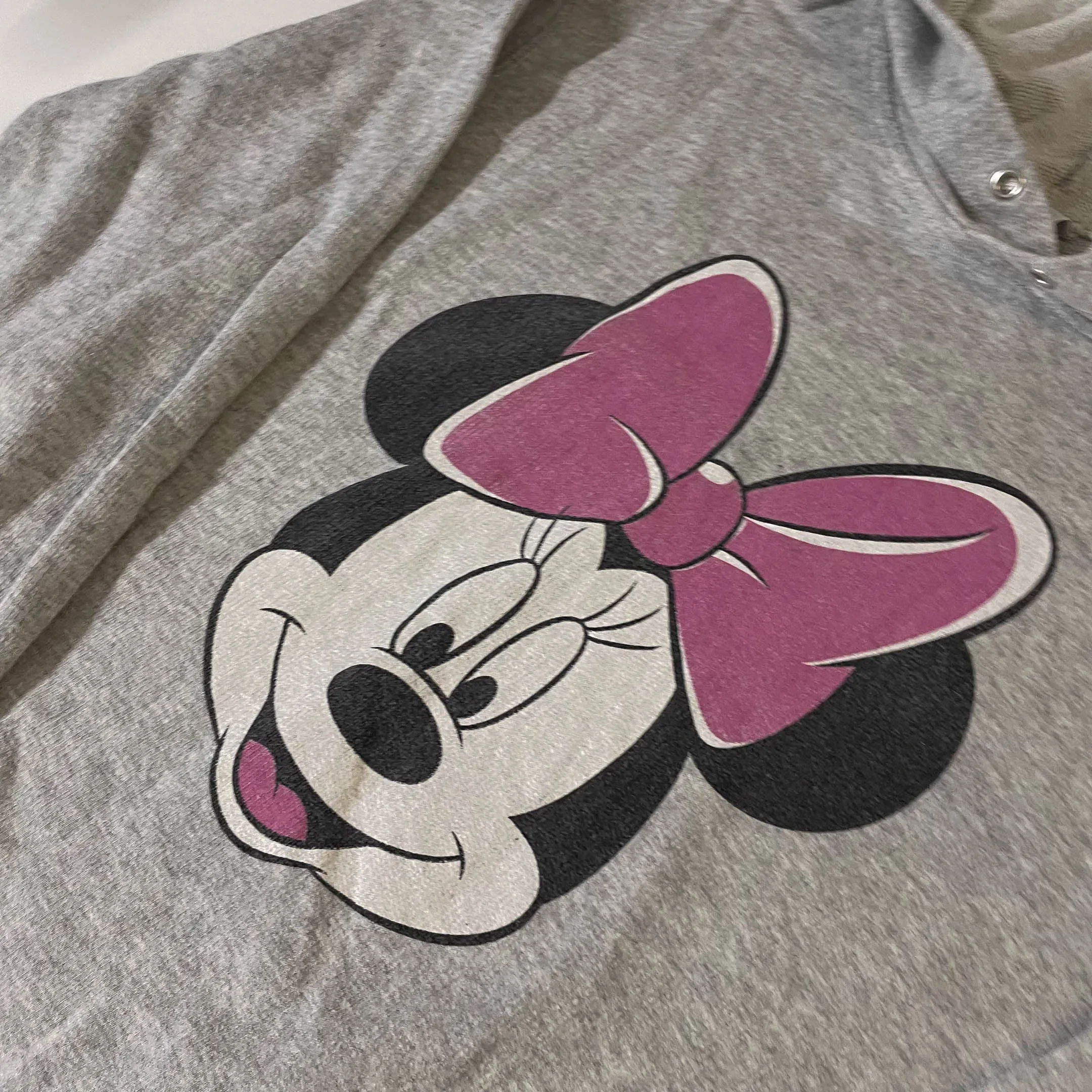 Vintage Disney Mickey Mouse grey large hoodie| L25 W20| SKU 3778