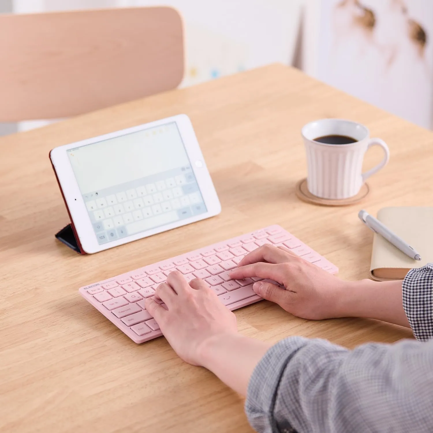 Wireless Bluetooth Mini Keyboard